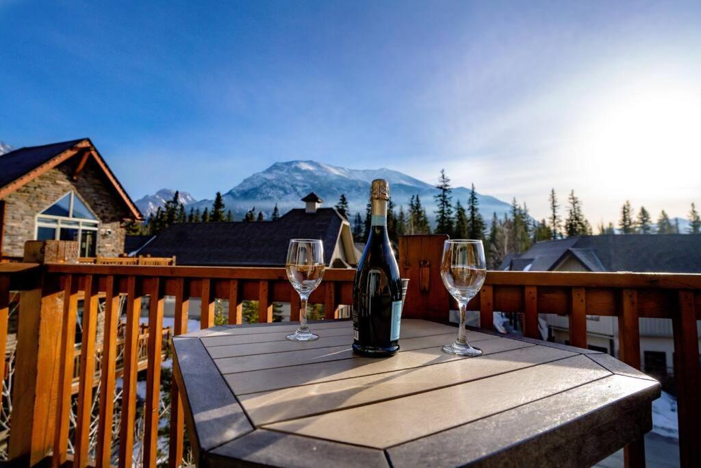 Holiday home The Eagle At Stoneridge Mountain Canmore